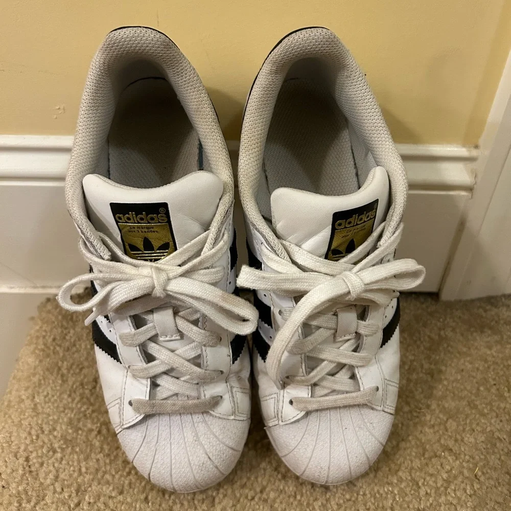 Superstar Adidas sneakers - Picture 4 of 9